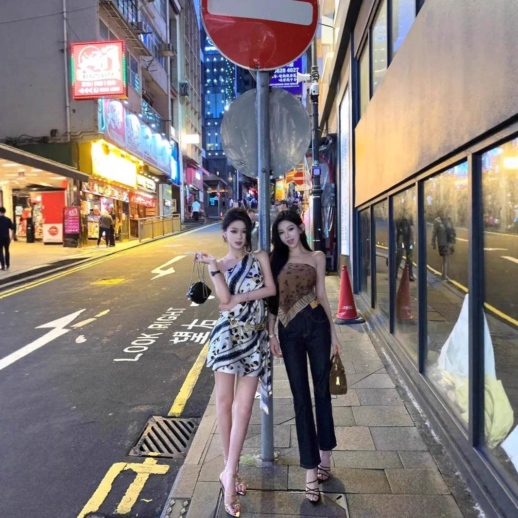 woppei 7/12 20:00 cavall*驼黑白豹纹不规则印花丝巾裙