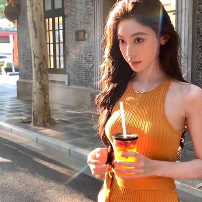 韩式气质绑带冰丝连衣裙2026年夏季新款甜辣风包臀洋气开叉OL长裙