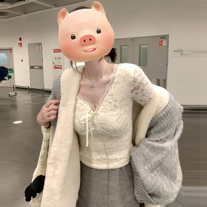 2025春季新款纯欲白色蕾丝v领长袖t恤女秋冬季修身内搭打底衫上衣