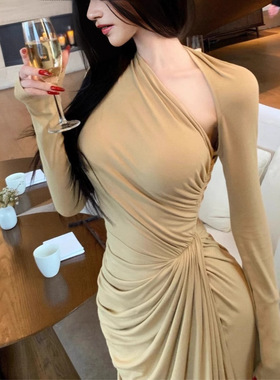 【杜塞之夜】斜肩褶皱长裙女设计感收腰修身包臀连衣裙