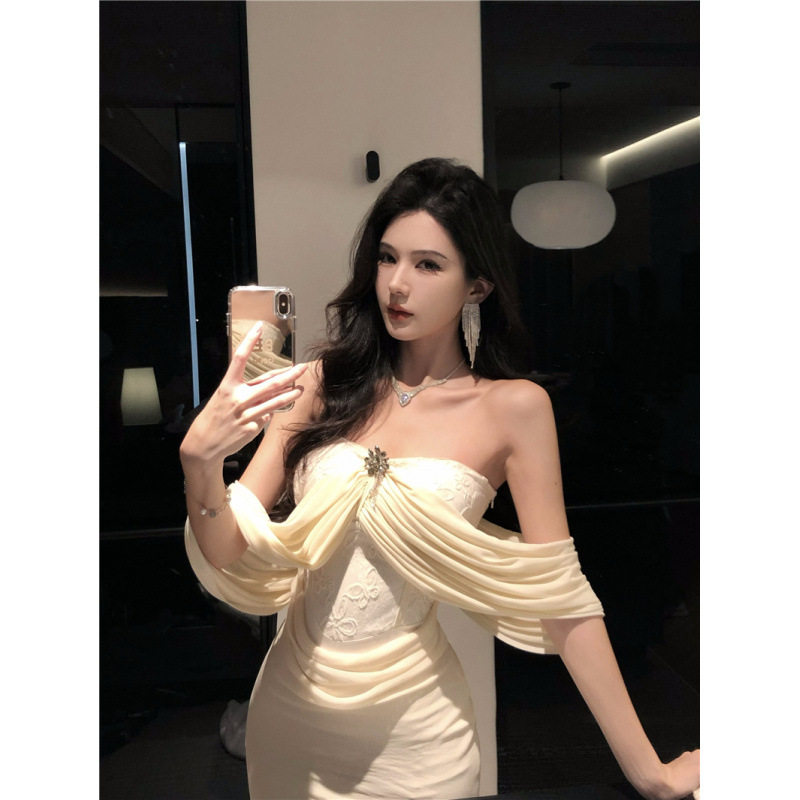 法式杏色抹胸连衣裙女修身纯欲鱼尾长裙紧身收腰包臀礼服度假裙女,女装/女士精品,连衣裙,淘宝优惠券,粉丝福利购,淘宝优惠卷