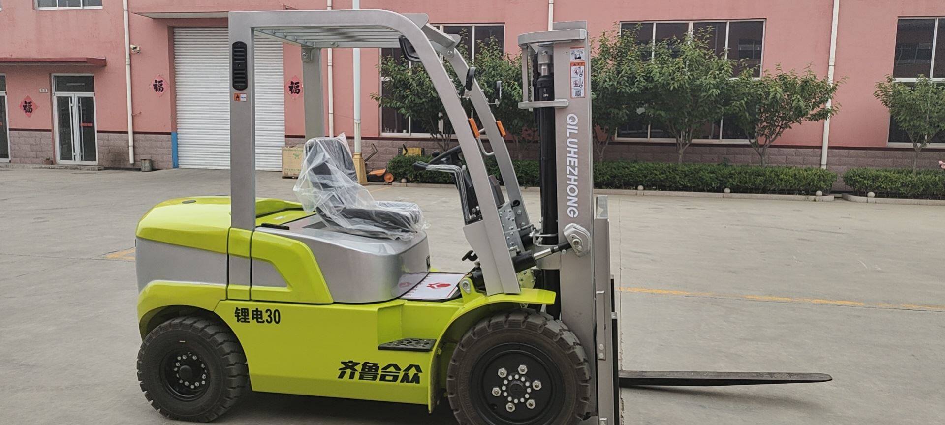 新款3吨锂电电动叉车 食品仓库用无烟叉车 多用途装卸叉车