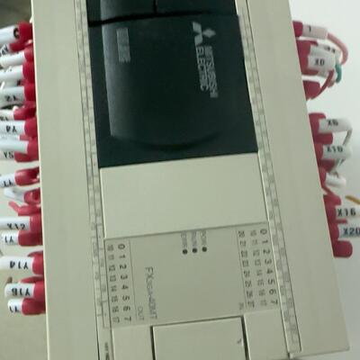 FX3GA-40MT-CM 可编程逻辑控制器 功能完好 质保一年议价维修