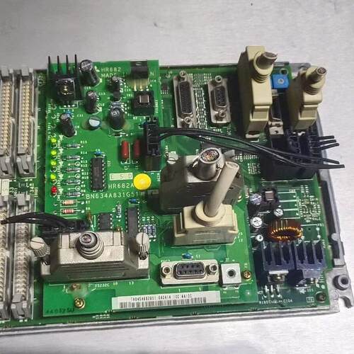 FCU6-DX221 IO板 工控数控输入输拓展板议价维修