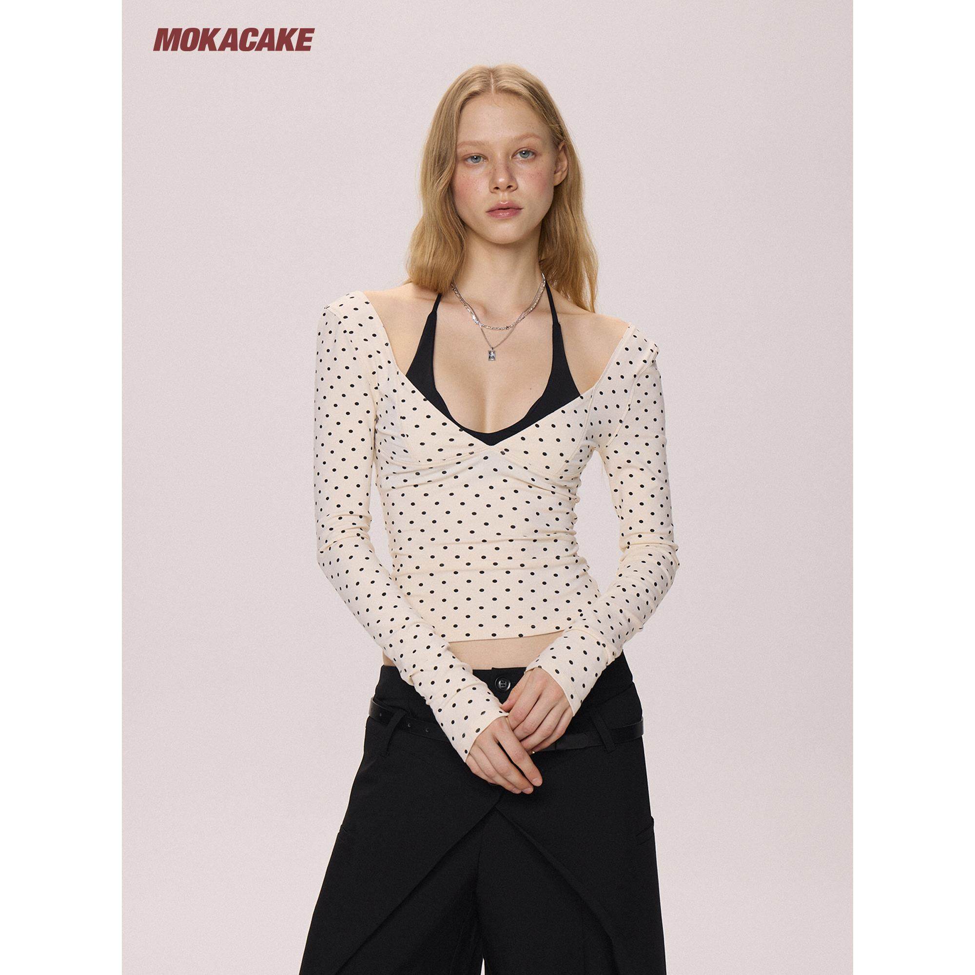 MOKACAKE杏色波点v领长袖t恤女设计感小众气质短款修身显瘦上衣秋