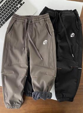 男孩快干天鹅绒裤子，秋冬加厚运动裤2024新产品