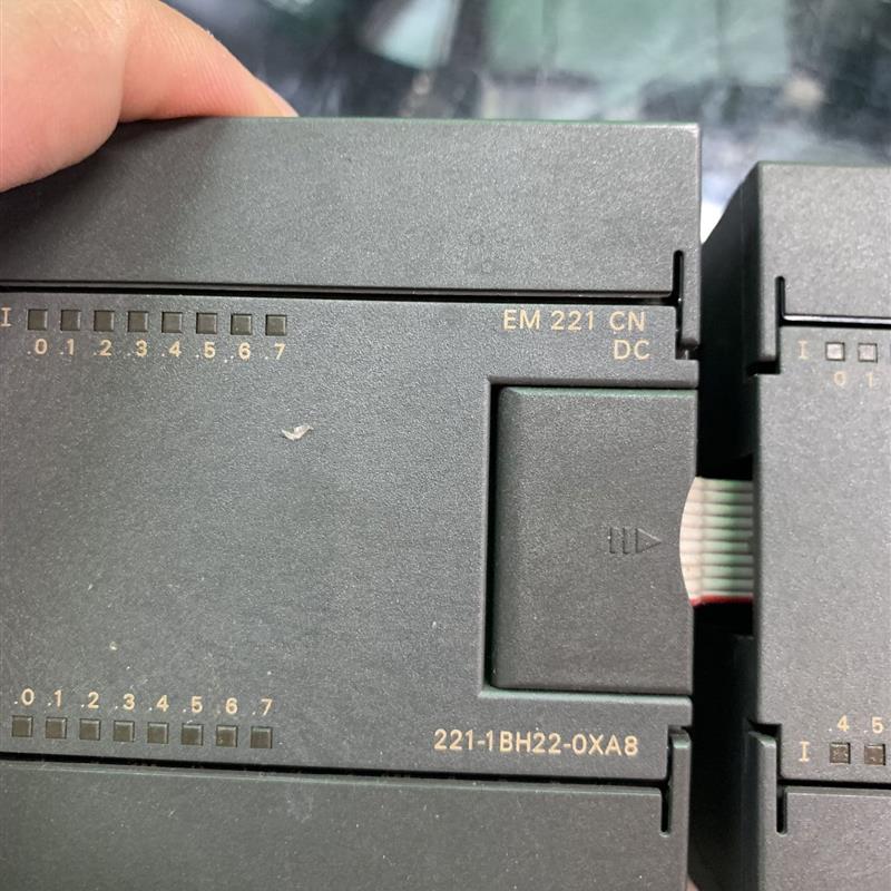 扩展模块EM221CN 16点输入模块 221-1BH22-0XA8【请询价】