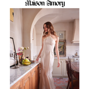 领证小白裙 Rin 挂脖缎面及踝连衣裙 珍珠白 MaisonAmory