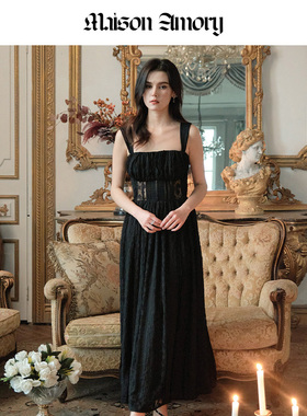 蕾丝拼接 宽肩带及踝连衣裙 黑色Starlette Dress MaisonAmory