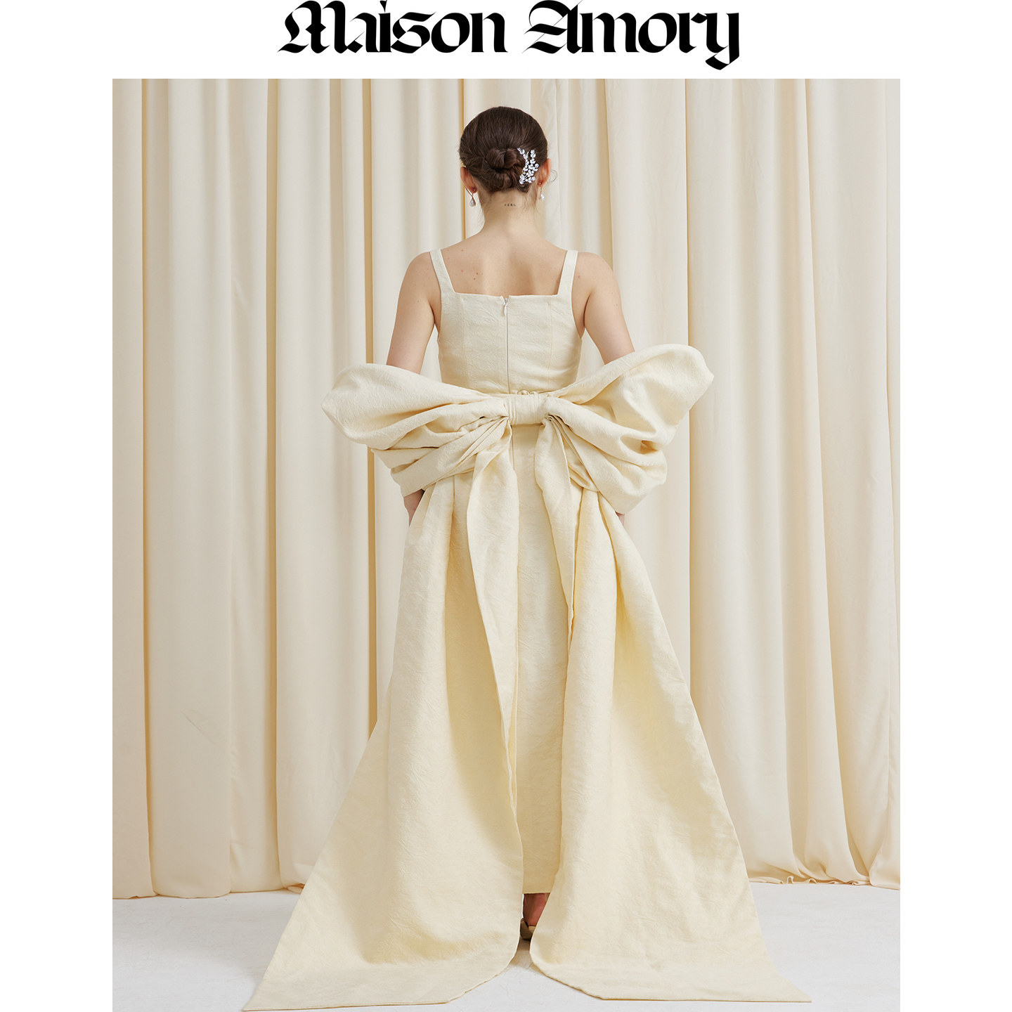 吸睛搭配神器立体蝴蝶结飘逸拖尾