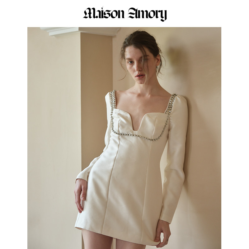 MaisonAmory米白色迷你连衣裙