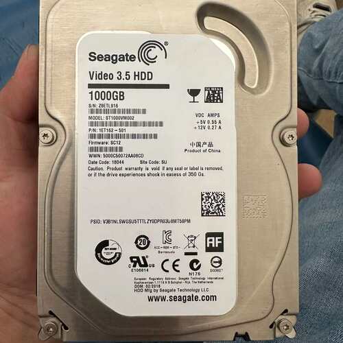 {议价}希捷1T硬盘，型号：st1000vm002{可维修}