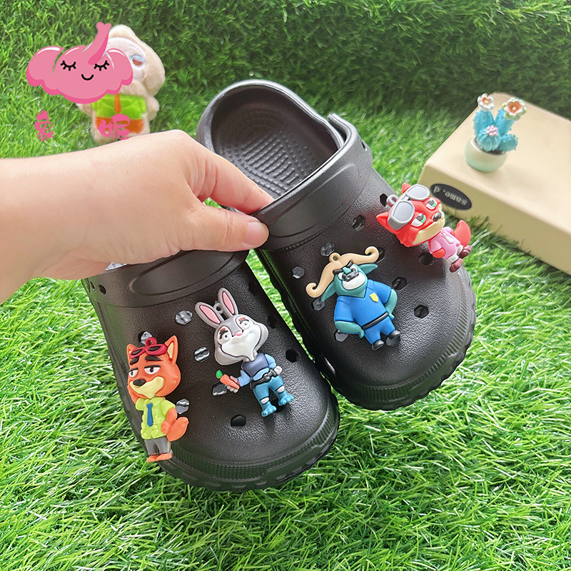 黑色洞洞鞋幼儿童男童拖鞋女孩新款防滑透气夏季男款沙滩凉拖软底