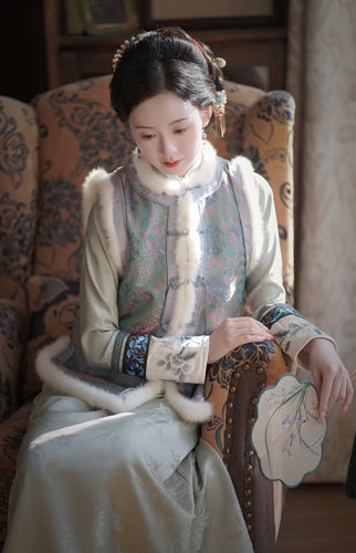 【紫萱】2025加厚保暖夹棉马甲上衣水貂毛高级防宋锦马甲冬季背心