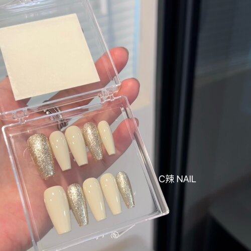 C辣Nail 高级感跳色简约奶白混搭穿戴甲手工穿戴甲可拆卸甲成品片