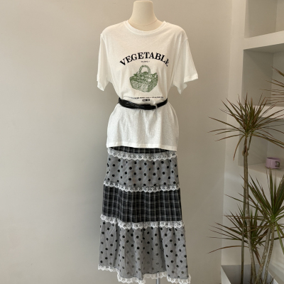 云+-26年夏上新菜篮子字母印花宽松休闲短袖T恤(无配饰)8548