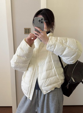 云朵冬上新韩系简约款立领抽绳羽绒服(含90白鸭绒)11305