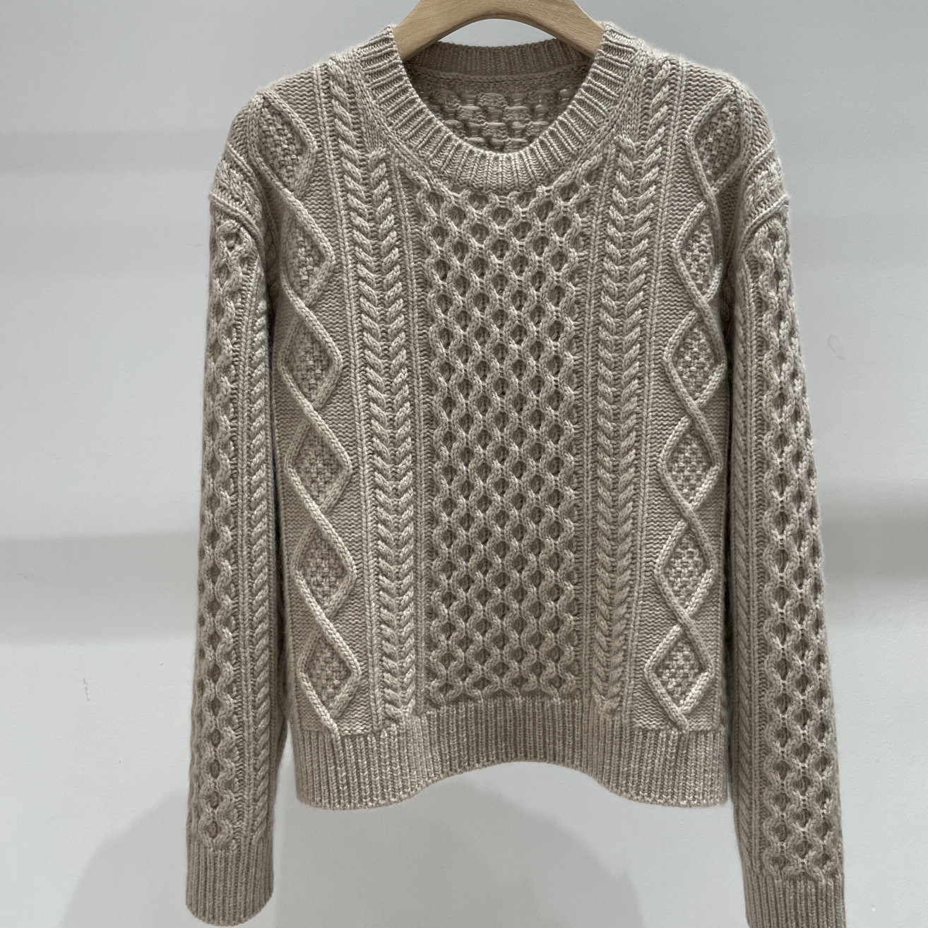 云朵老钱百搭圆领厚实款山羊绒羊绒衫A0591,自行车/骑行装备/零配件,自行车整车大保养工时,淘宝优惠券,粉丝福利购,淘宝优惠卷