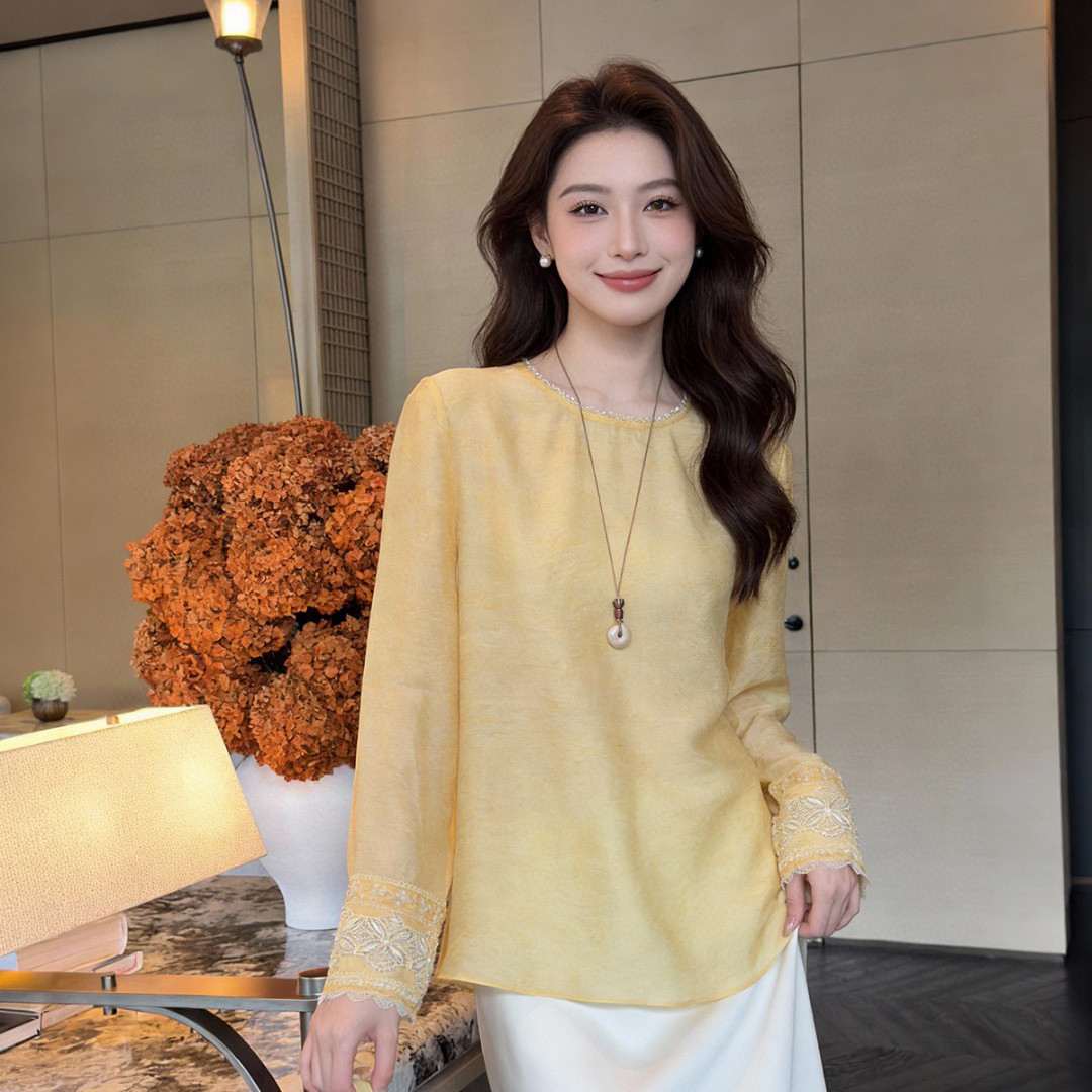 云朵设计丝圆领钉珠袖口拼接蕾丝边3色经典百搭上衣小衫A9751,女装/女士精品,毛针织衫,淘宝优惠券,粉丝福利购,淘宝优惠卷