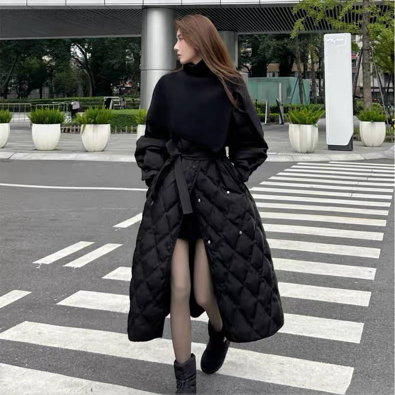 H云朵经典菱格时尚长款气质小众大衣(不配腰绳,披肩)YS1-Q8502