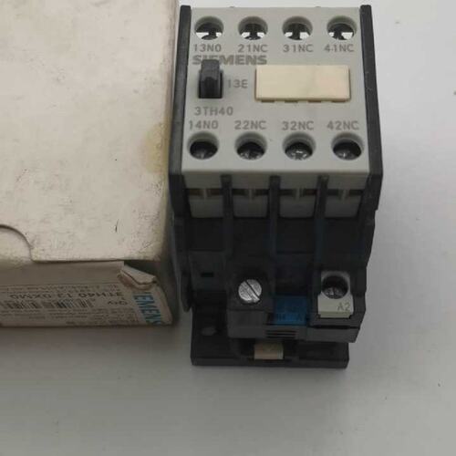{议价}3TH4013-0XM0 AC220V 1NO+3NC全新原