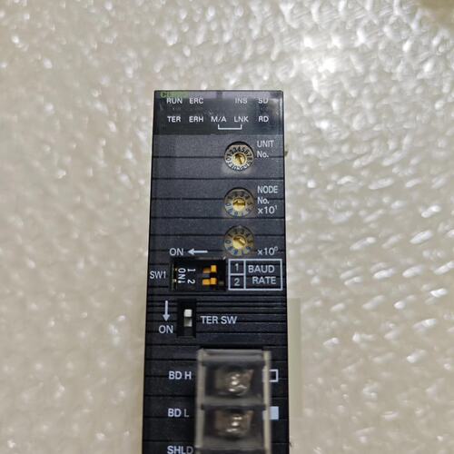 {议价}欧姆龙 CJ1W-CLK23，二手拆机件，成色如图，需要的老