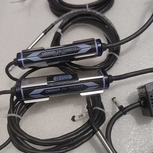 {议价}OMRON欧姆龙位移传感器 ZX-TDS01T +ZX-TD