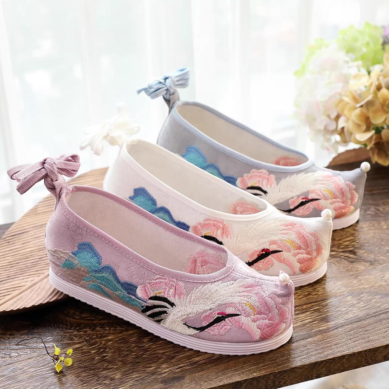 汉服鞋古风内增高绣花鞋