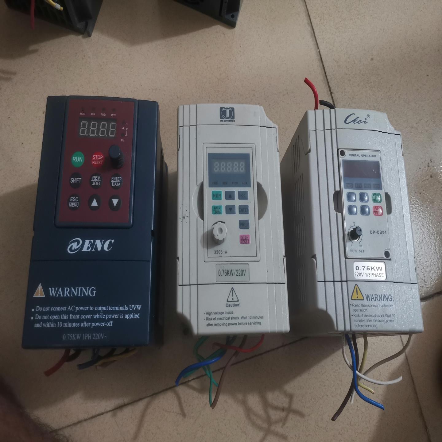 [德峰]EDS800-2S0007N     0.75KW    一