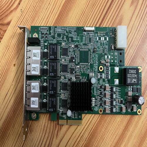 凌华 PCIe-GIE74C 4通道PoE网卡图像采集卡PC