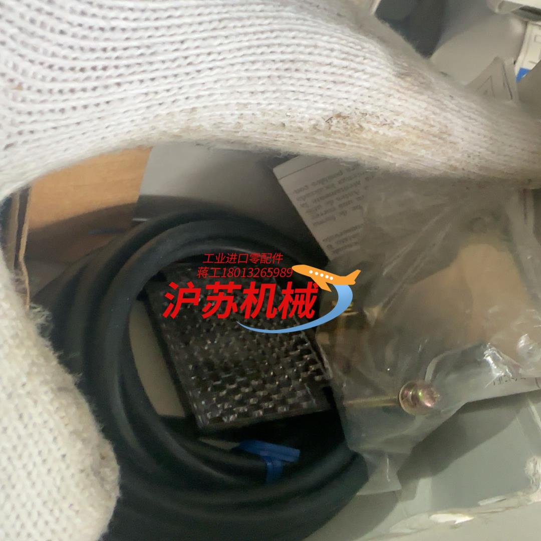 光开电源 E3JK-R4M1 2m全新俩