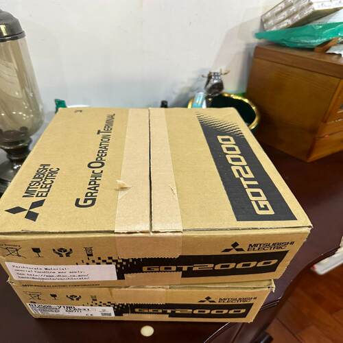 HC-UFS352B