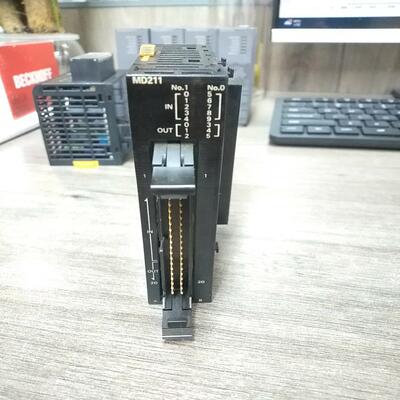 脉冲I/O模块CJ2M-MD211 货，图片实物拍