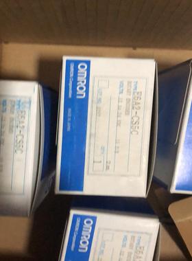 E6A2-CS5C 10P/R 2M线长  全新，原装