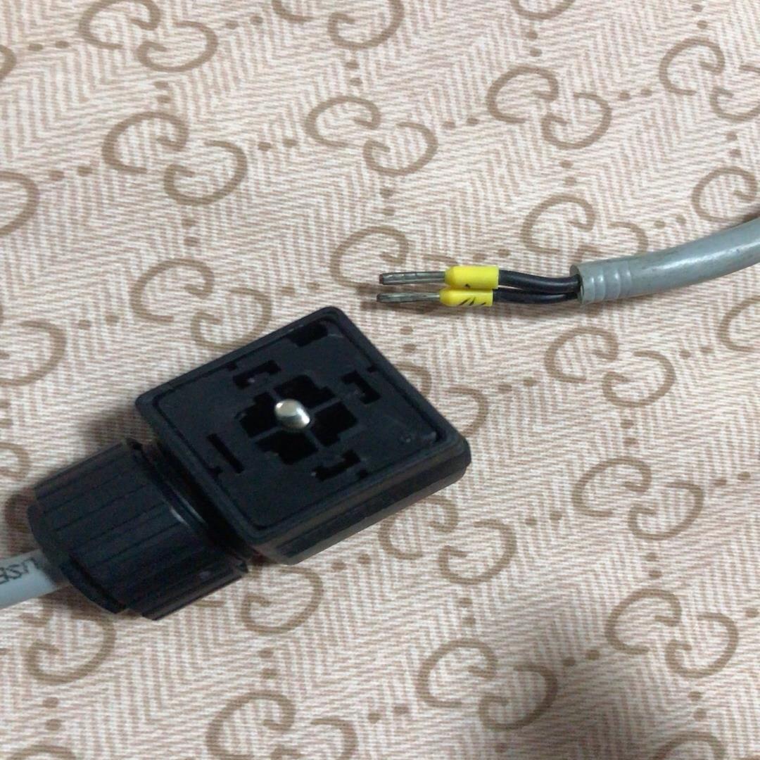 [德峰]德国缆普OLFLEX 150CY电源线，成色如图，长1米左右