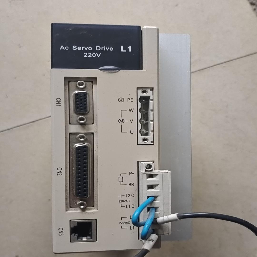 通航伺服驱动器，型号THSF-L1-230T，220v，9A