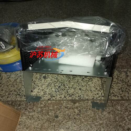 变频器附件，ACS880 R7，全新的有3个，老板送的