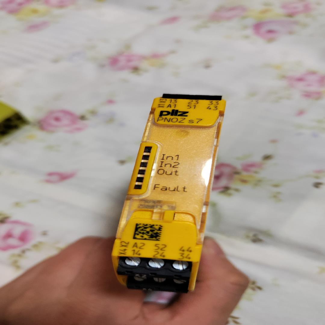 （设备配件） 继电器皮尔兹PNOZS7 Pilz750107安全