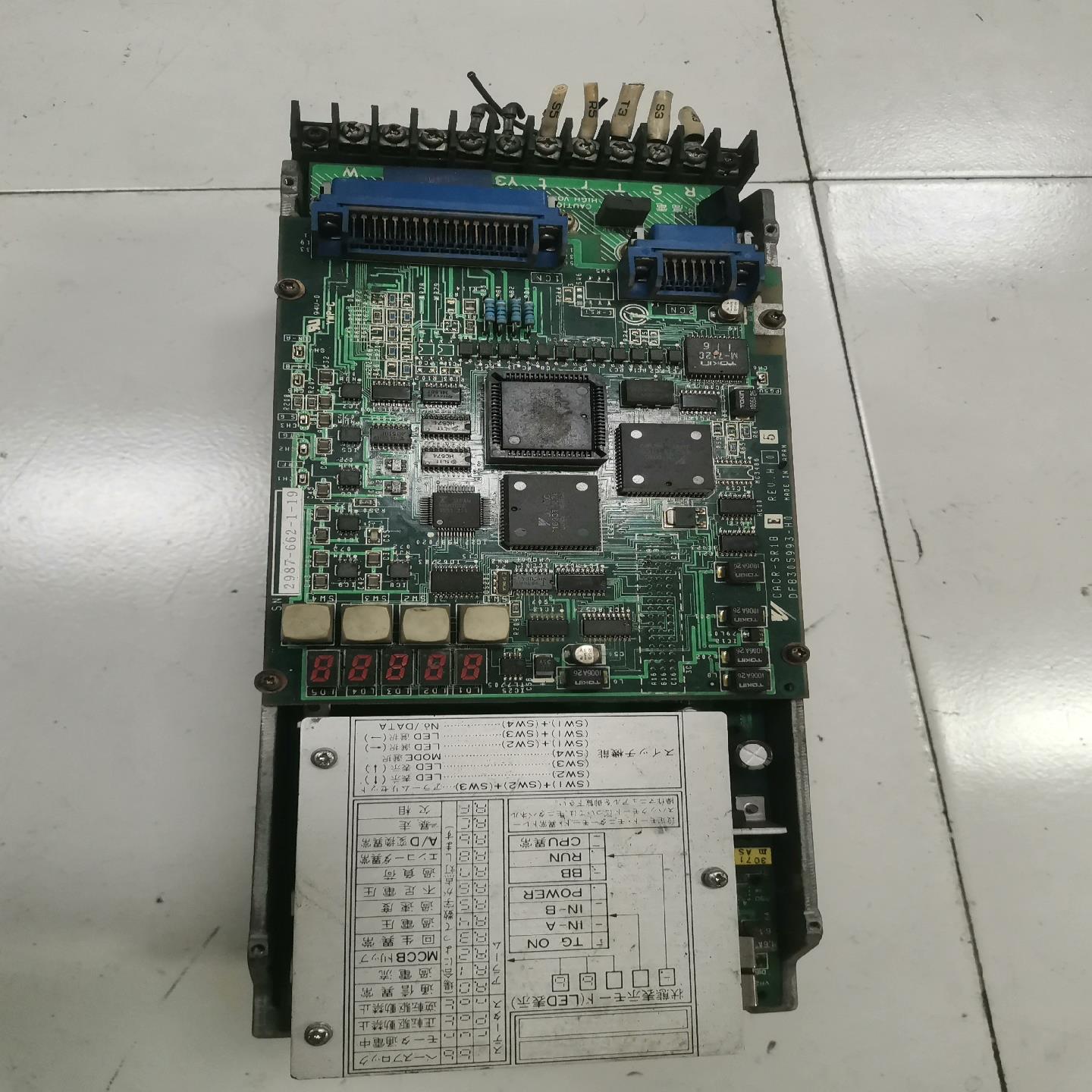 原装安川伺服CACR-SR20BE12M，实图拍摄，正常