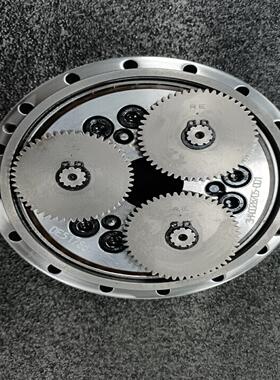 （设备配件）ABB机器人2600三轴减速机3HAC028705-001，