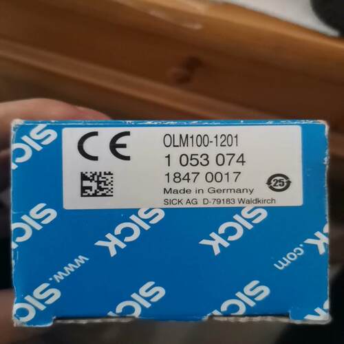OLM100-1201西客SICK距离测量扫码器