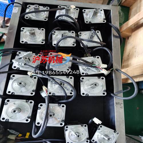 安川7系200W 400W 750W脉冲型到货，电机带刹车不