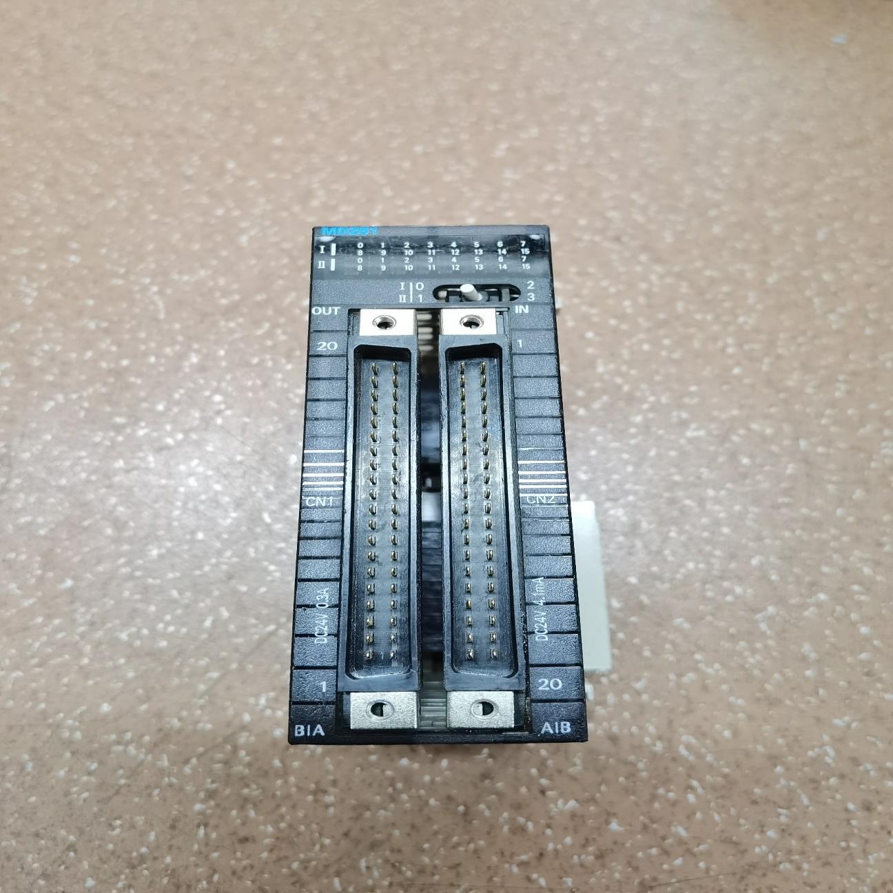 PLC CPU控制器CJ2M-CPU13  CJ1W-