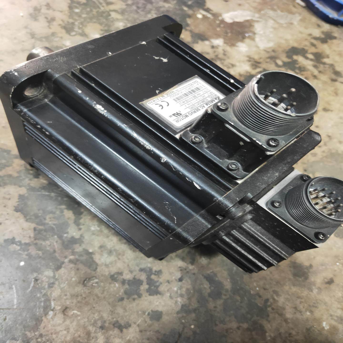 台达伺服电机ECMA-EA1320RS，实物图， 功(崽崽配件）