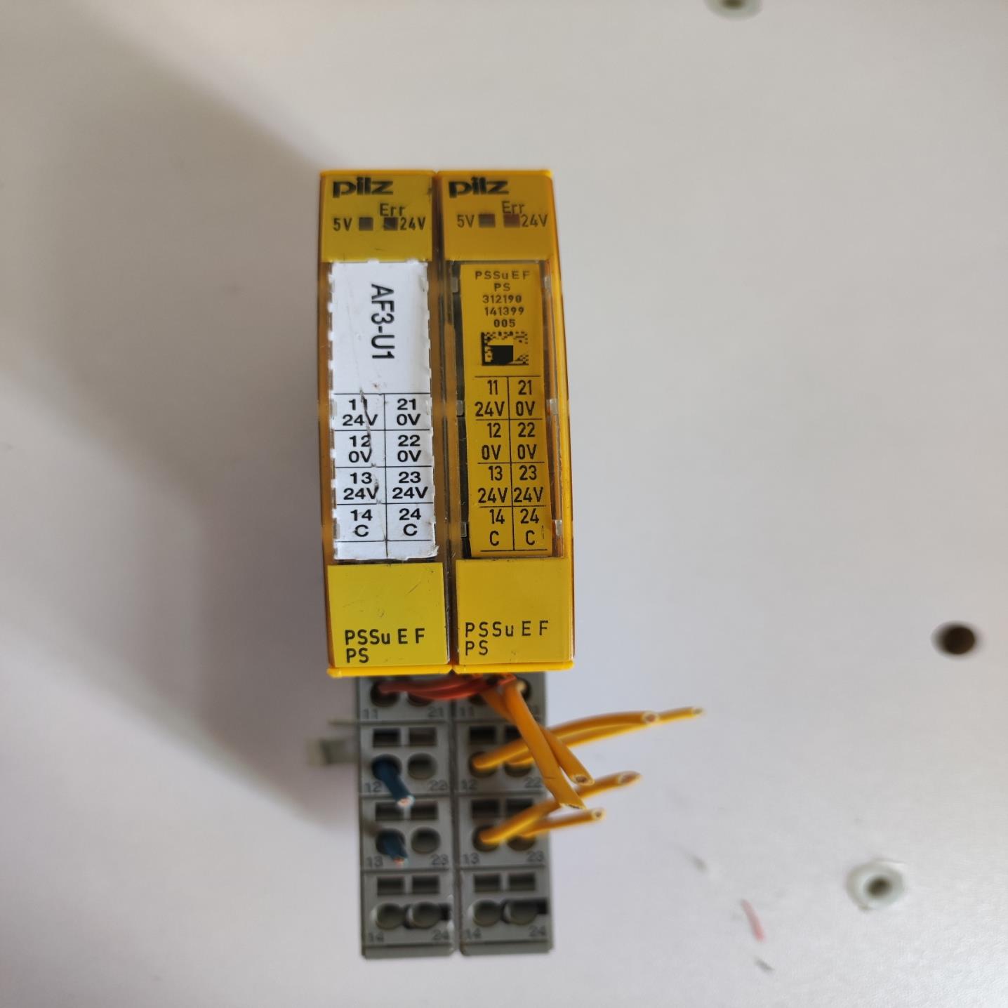 皮尔兹PILZ模块  PSSU  E F  PS  3121