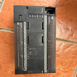 cp1l 外观如图 m60dr 功能完好 plc