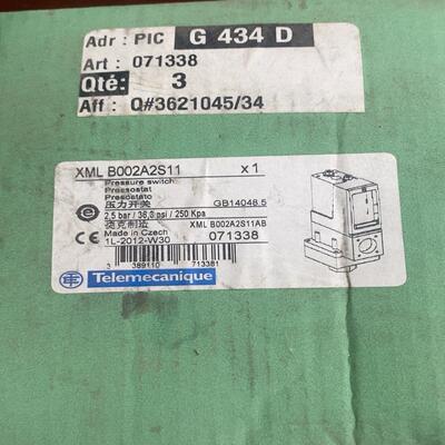 压力开关XMLB002A2S11 全新原装