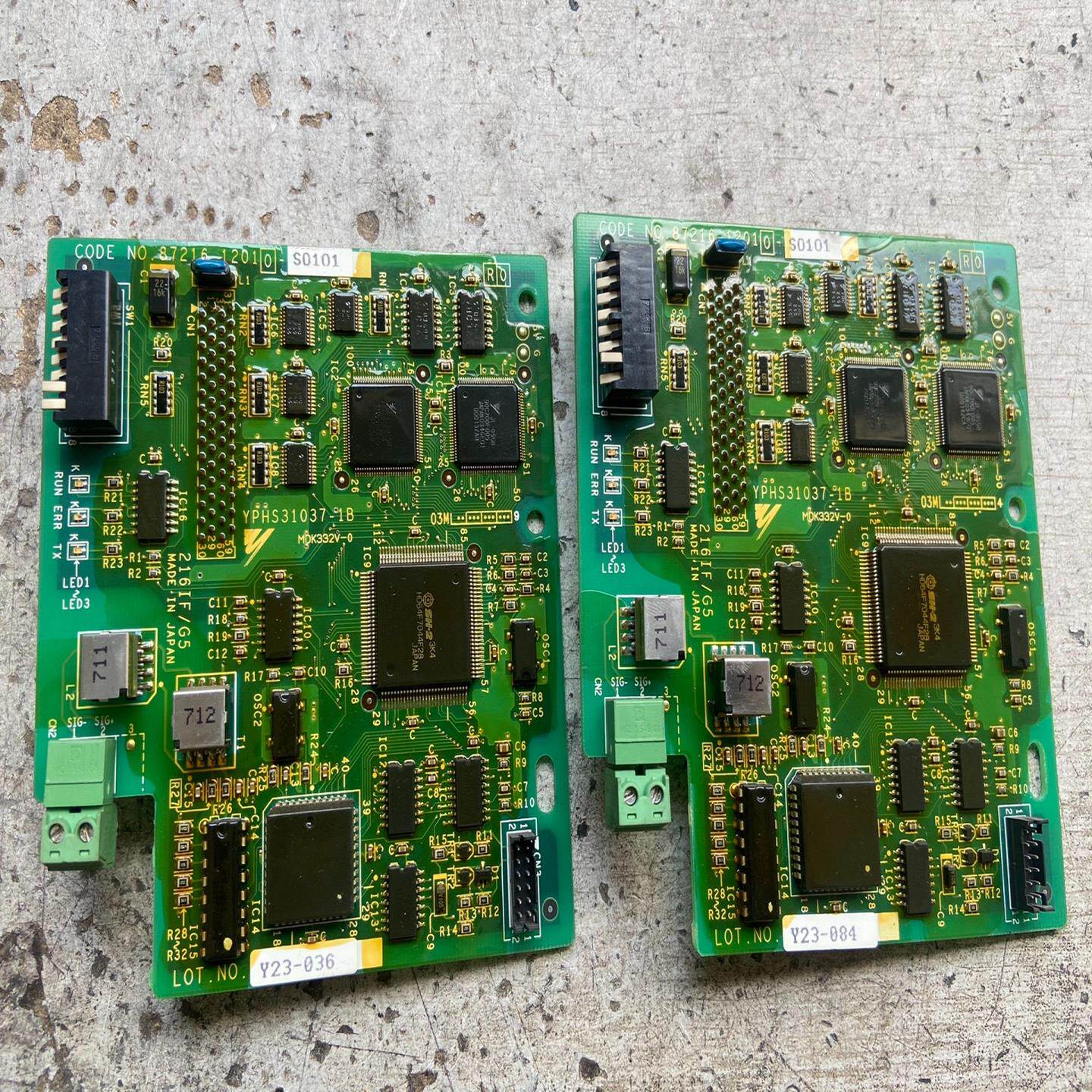 216IF/G5成好安川PG卡 YPHS31037-1B M