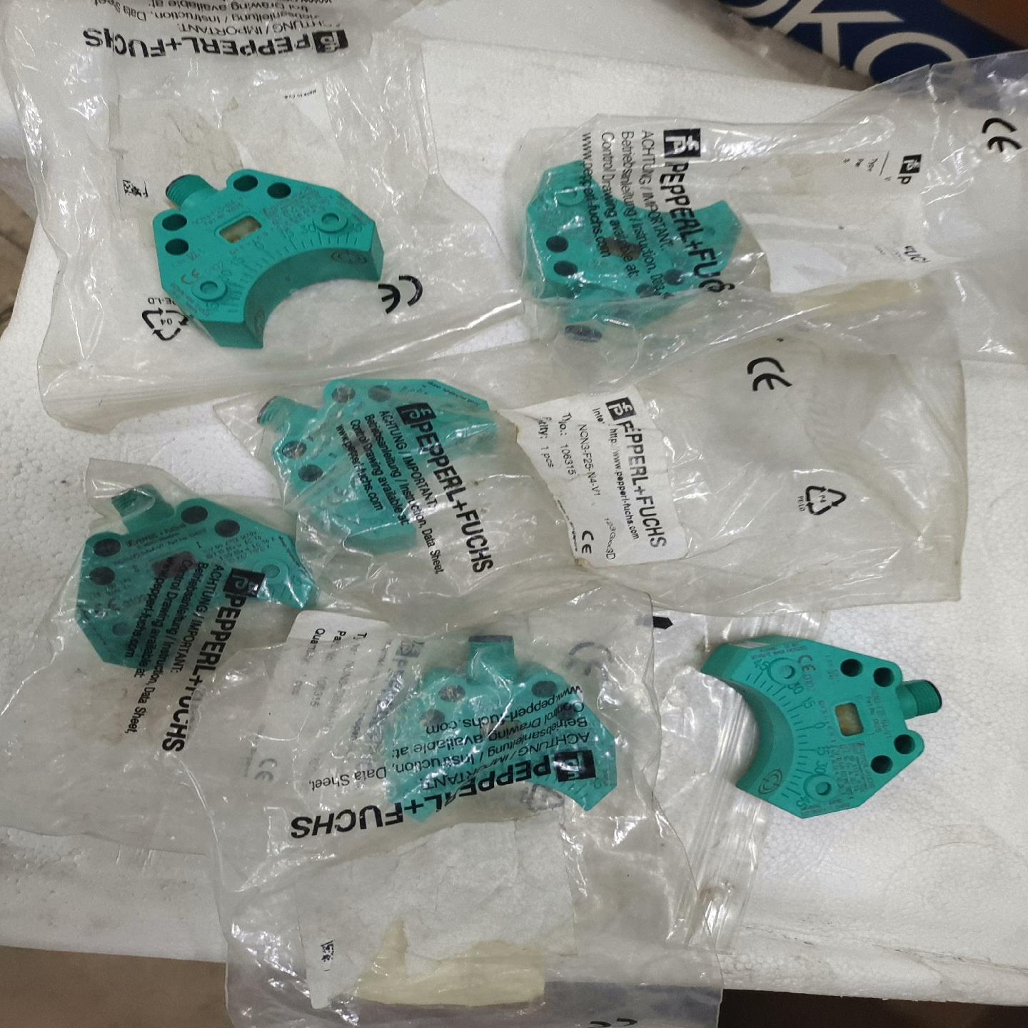 （设备配件）德国倍加福传感器NCN3-F25-N4-V1工程余货实物图拍