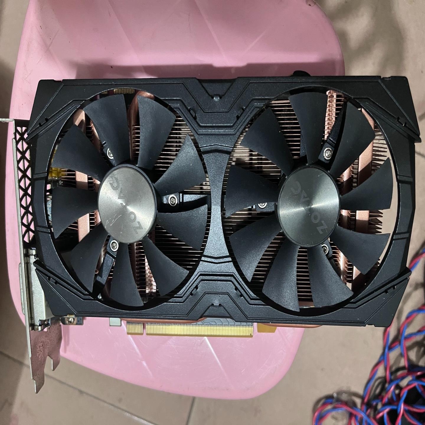 （设备配件）索泰1070 8g显卡，成色如图，功能正常，